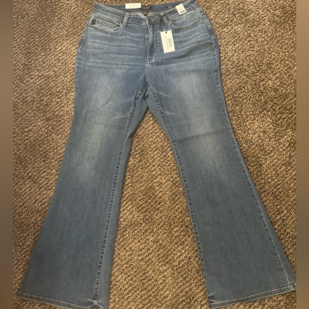 Judy Blue Dream Girl Flare Jeans